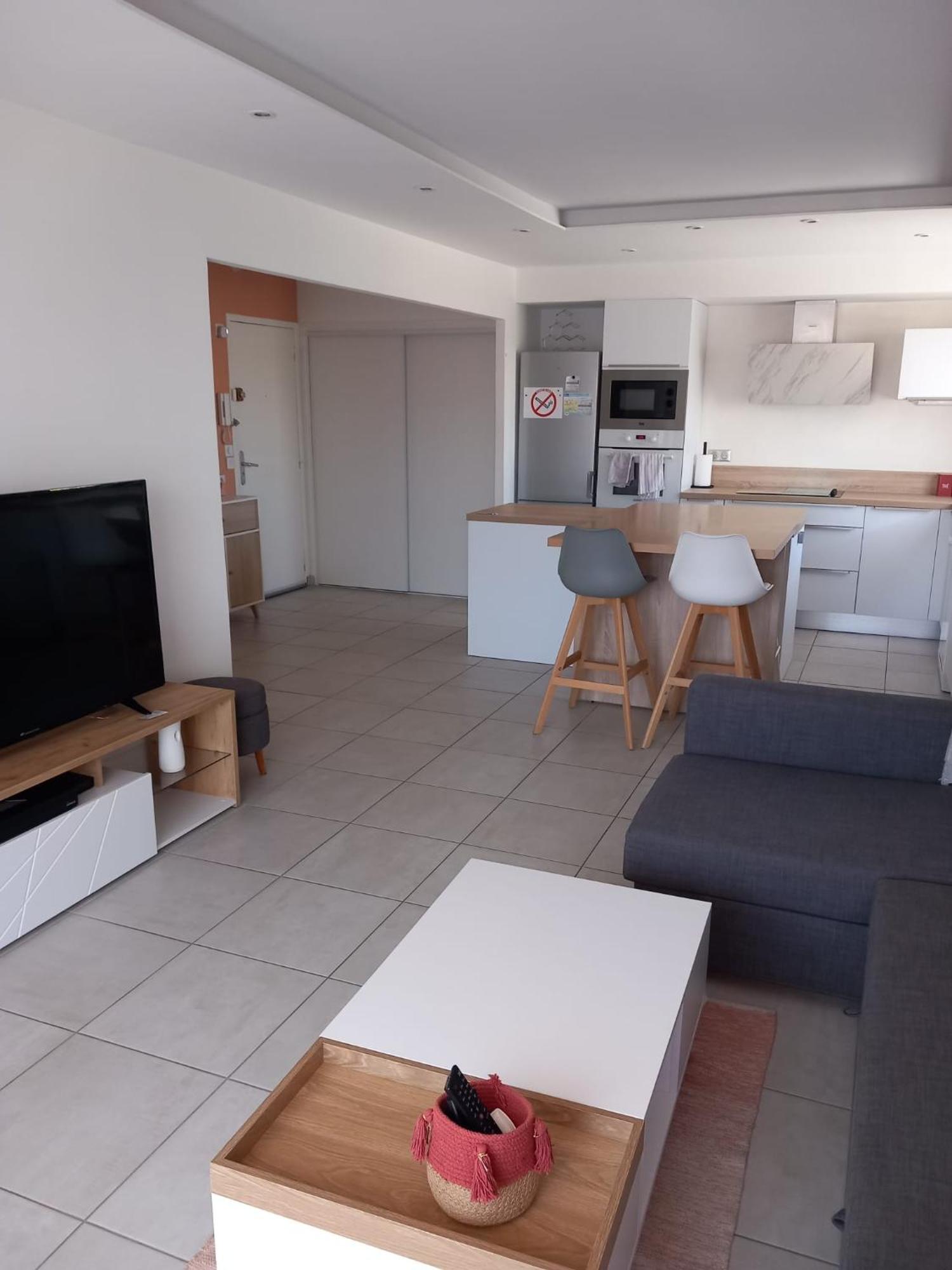 Appartement 1Er Etage, 66 M² Ла-Сейн-сюр-Мер Екстер'єр фото